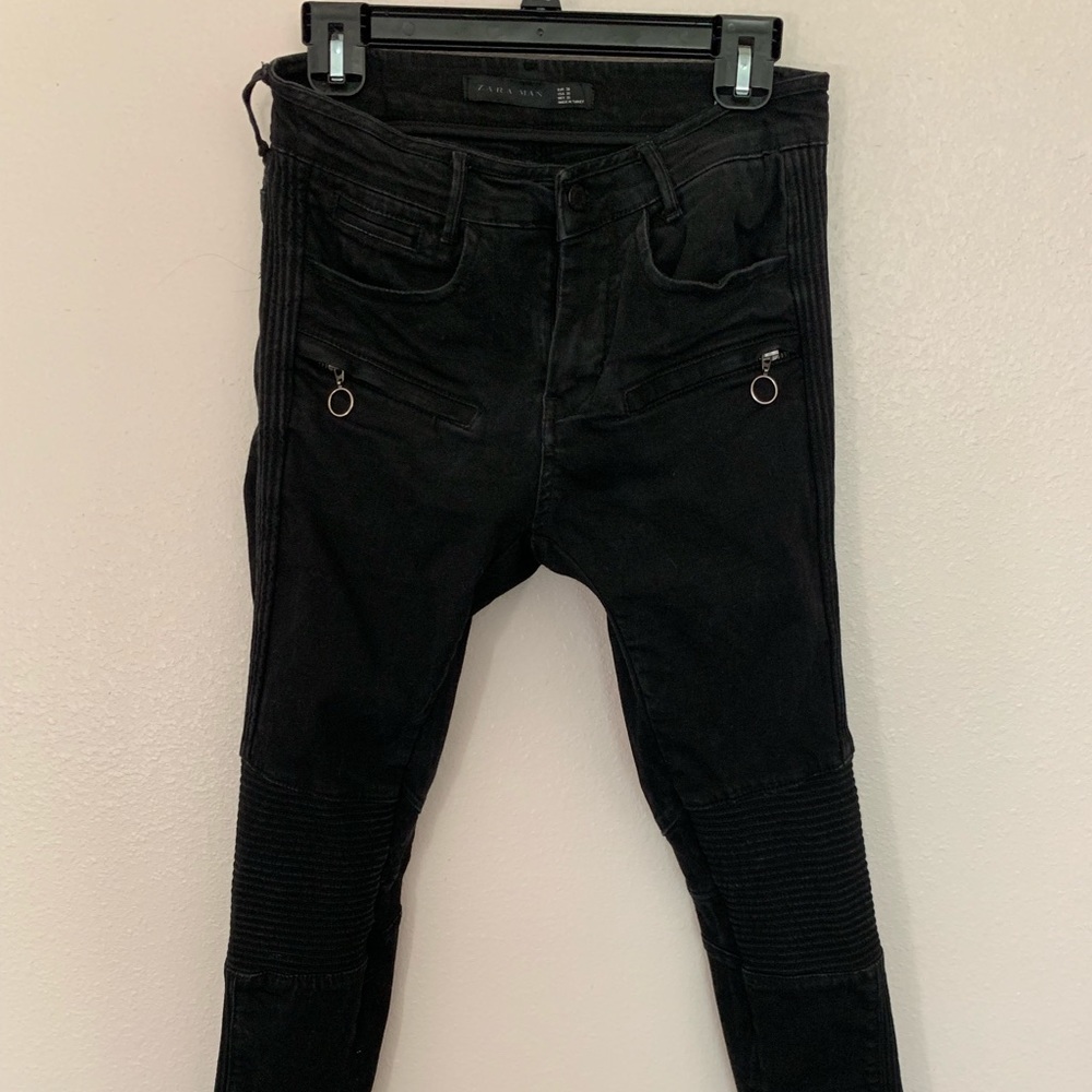 Skinny Black Zara Jeans.